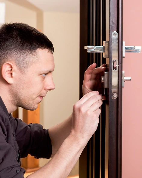 : Professional Locksmith For Commercial And Residential Locksmith Services in Spring Hill, FL