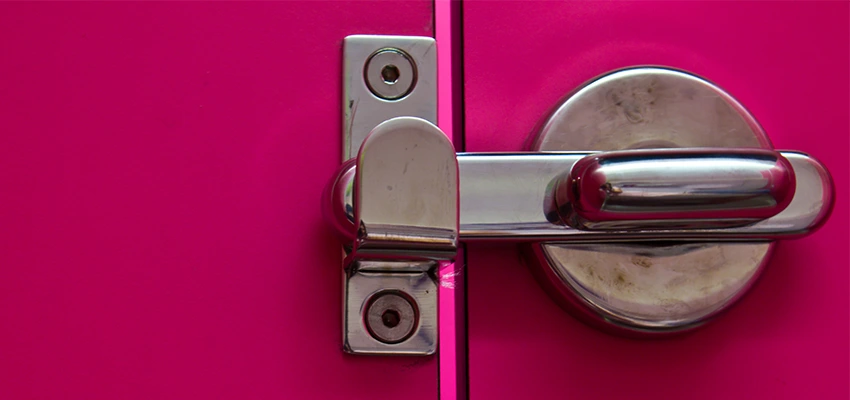 Childproof Gate Lock in Spring Hill, Florida