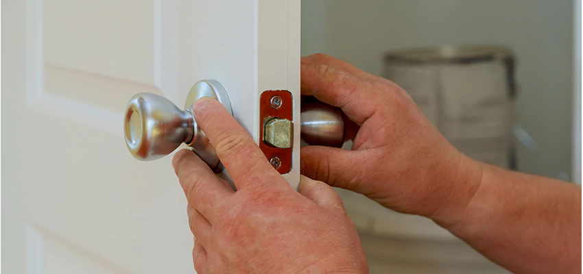 AAA Locksmiths For lock Replacement in Spring Hill, Florida