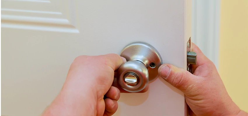 After-hours Locksmith For Lock And Key Installation in Spring Hill, FL